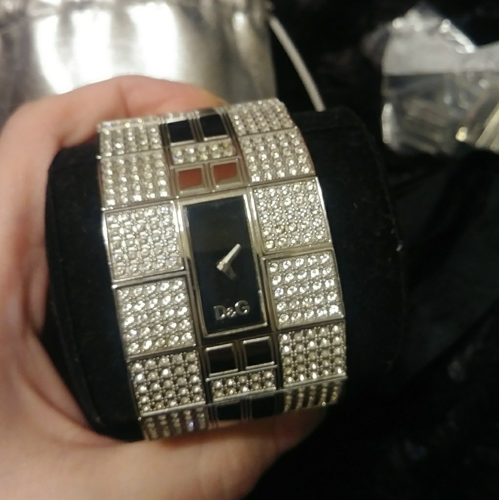 🌟Dolce and Gobbana watch "FIRM PRICE"!🌟 - Picture 1 of 6